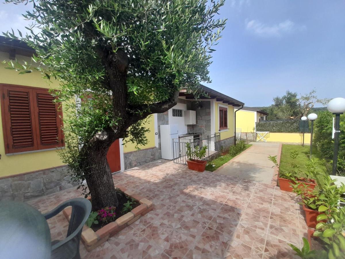 Parco Esmeralda - Family Residence E Breakfast مارينا دي كاميروتا المظهر الخارجي الصورة