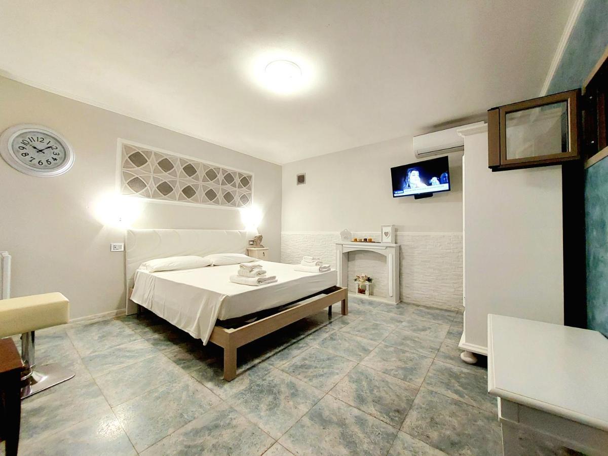 Parco Esmeralda - Family Residence E Breakfast مارينا دي كاميروتا المظهر الخارجي الصورة