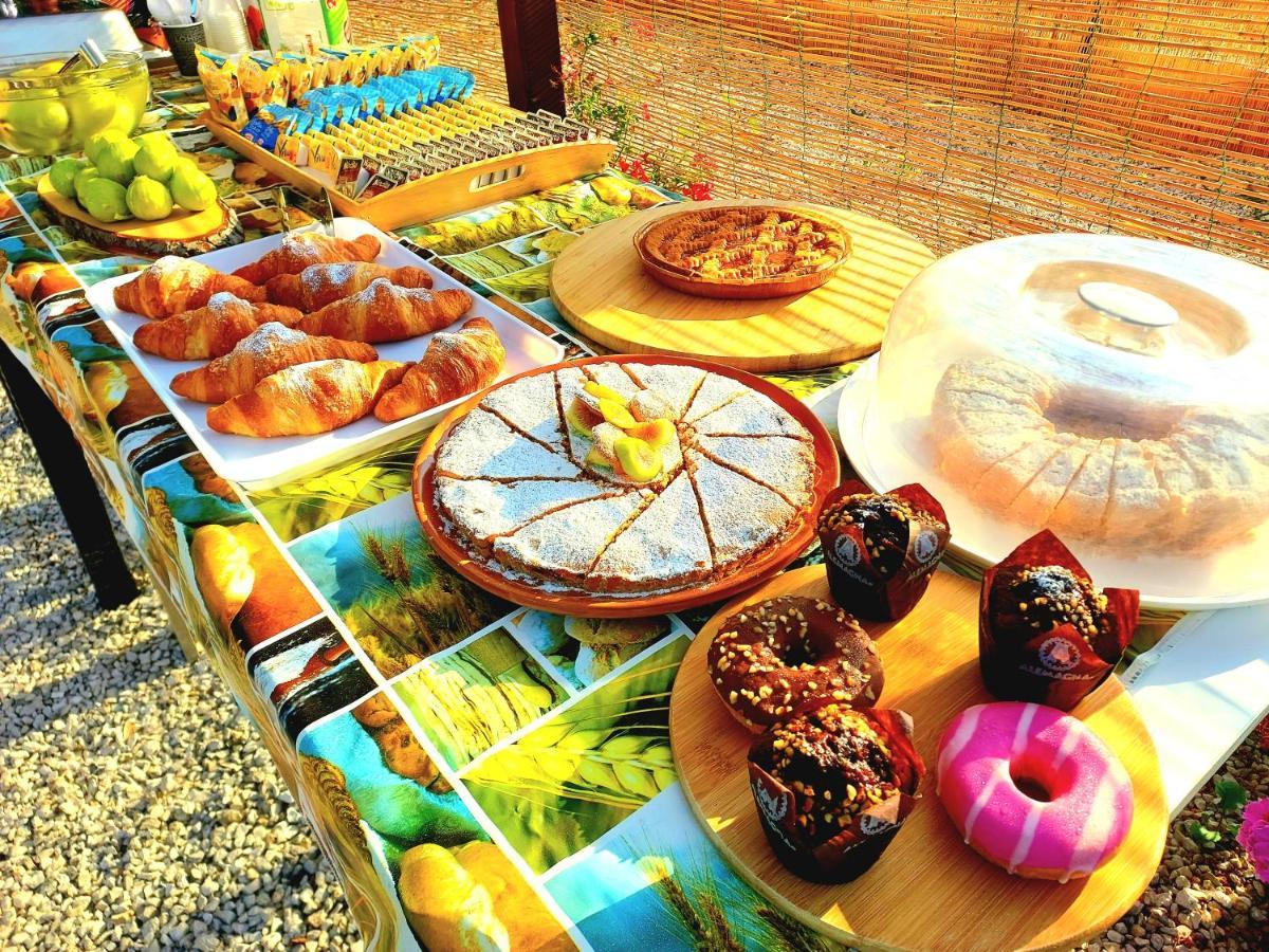 Parco Esmeralda - Family Residence E Breakfast مارينا دي كاميروتا المظهر الخارجي الصورة