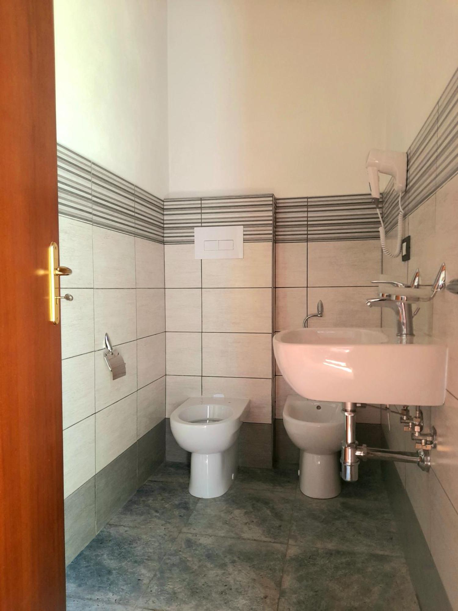 Parco Esmeralda - Family Residence E Breakfast مارينا دي كاميروتا الغرفة الصورة